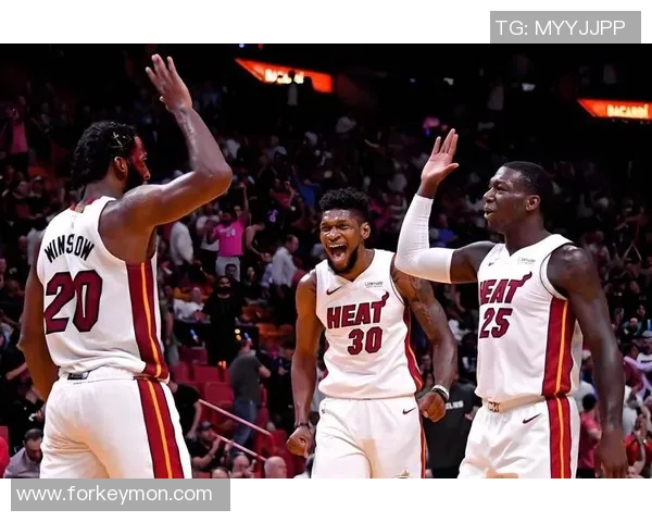 2012年NBA季后赛老鹰对热火精彩回放全程回顾与分析