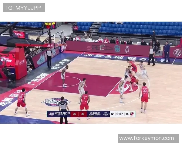 2016年CBA赛季广东队与山东队精彩对决赛程回顾与分析